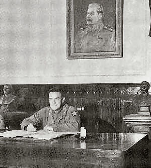 Kim Il Sung's Desk